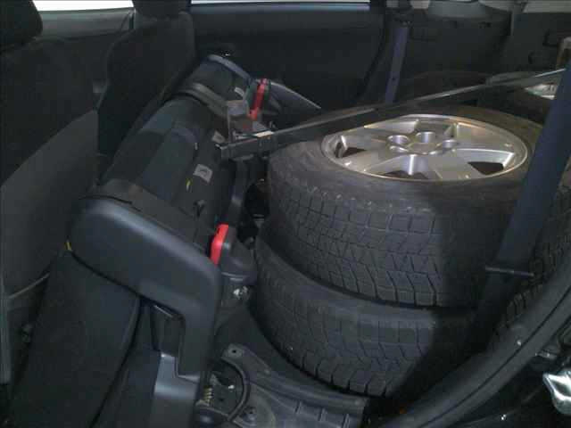 MITSUBISHI OUTLANDER 2011