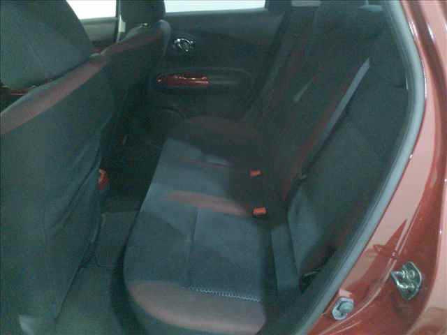 NISSAN JUKE 2011
