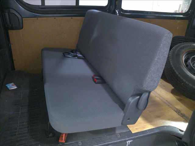 TOYOTA HIACE VAN 2012