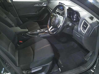 MAZDA AXELA 2016