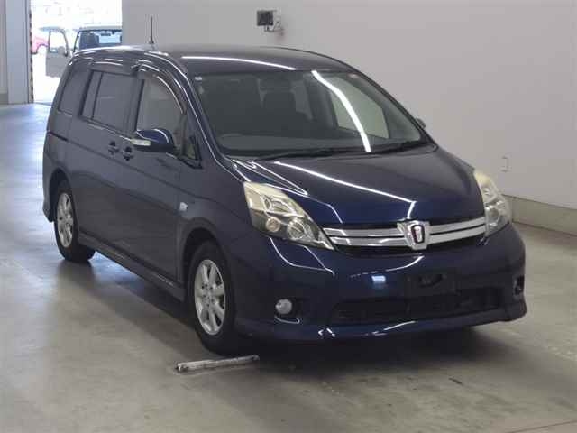 TOYOTA ISIS 2012