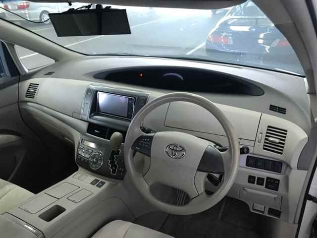 TOYOTA ESTIMA HYBRID 2009