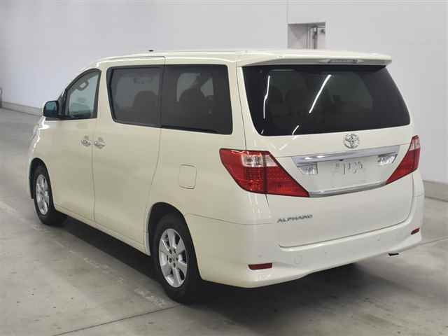 TOYOTA ALPHARD 2009