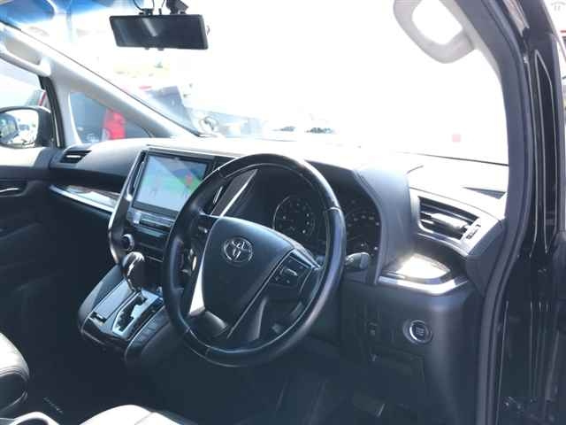 TOYOTA ALPHARD 2016