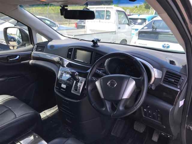 NISSAN ELGRAND 2012