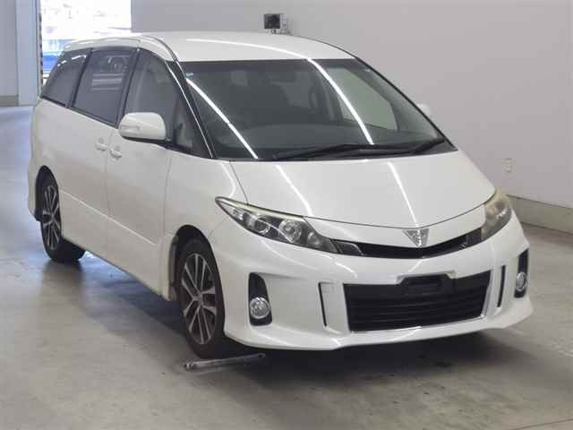 TOYOTA ESTIMA 2013