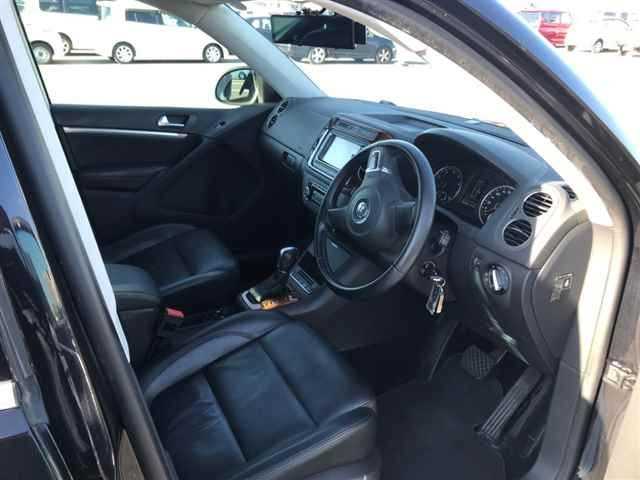 VOLKSWAGEN TIGUAN 2014