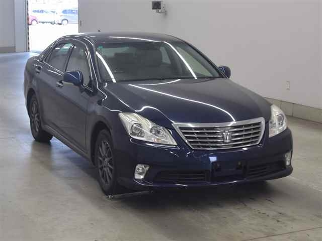 TOYOTA CROWN 2012