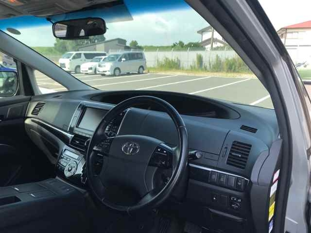 TOYOTA ESTIMA HYBRID 2012