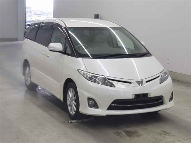 TOYOTA ESTIMA 2009