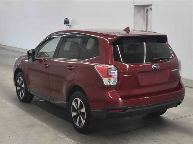 SUBARU FORESTER 2017