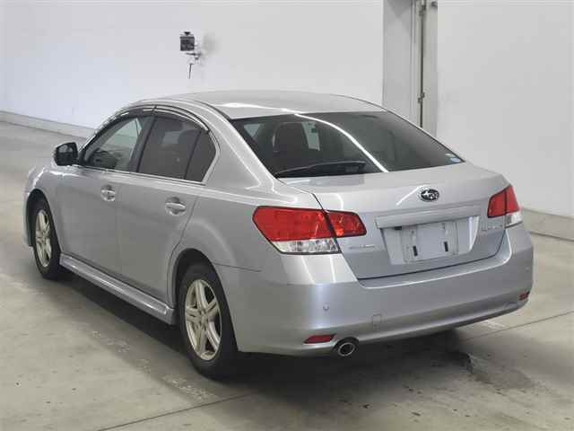 SUBARU LEGACY B4 2012