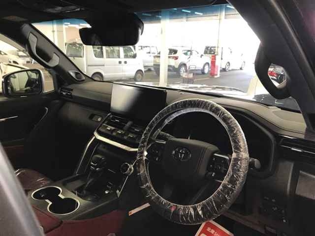 TOYOTA LAND CRUISER 2022