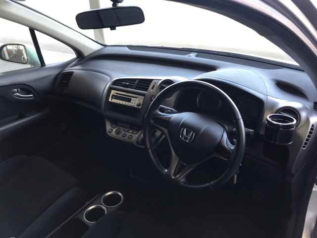 HONDA STREAM 2008