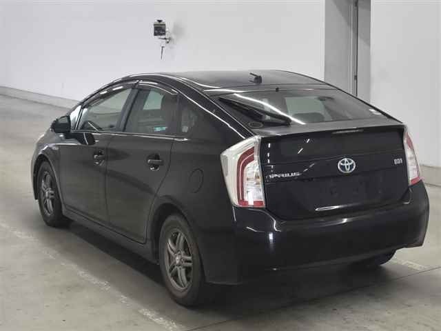 TOYOTA PRIUS 2012