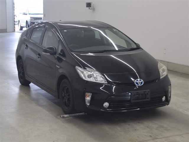 TOYOTA PRIUS 2014