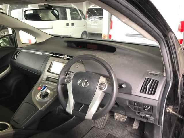 TOYOTA PRIUS 2014