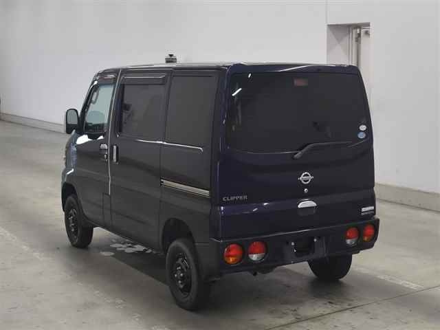NISSAN CLIPPER VAN 2011