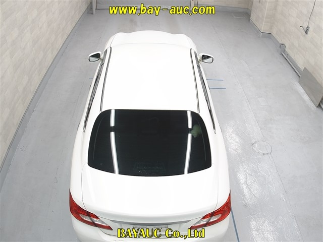 NISSAN FUGA 2012