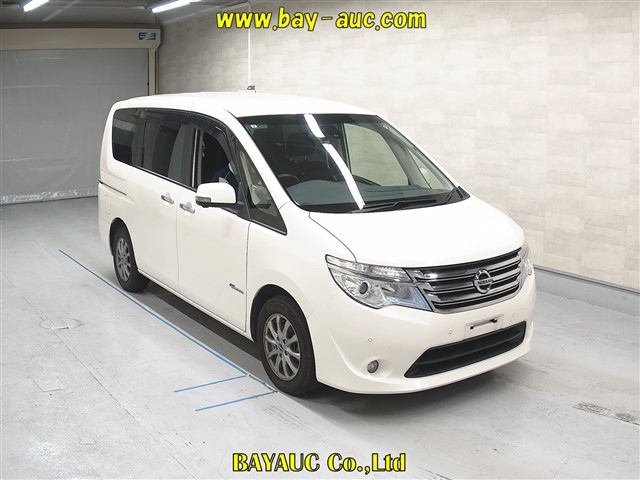 NISSAN SERENA 2015
