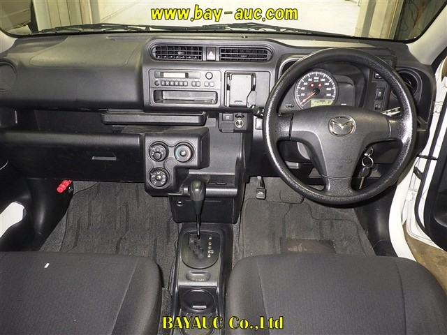 MAZDA FAMILIA VAN 2019