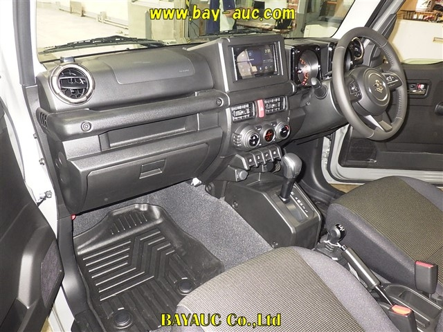 SUZUKI JIMNY 2025