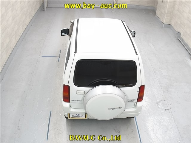SUZUKI JIMNY 2011