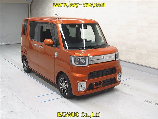 TOYOTA PIXIS MEGA 2020