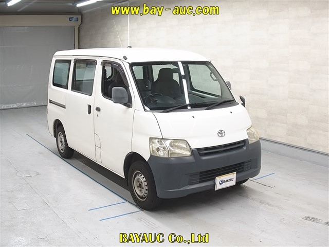 TOYOTA LITE ACE VAN 2010