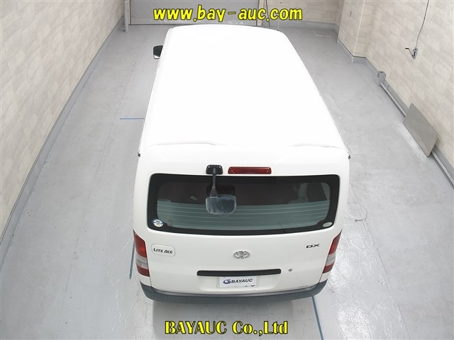TOYOTA LITE ACE VAN 2010