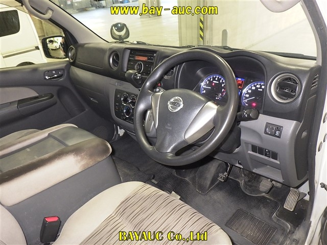 NISSAN CARAVAN 2012