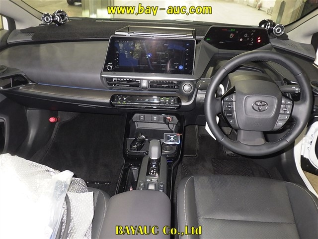 TOYOTA PRIUS 2024