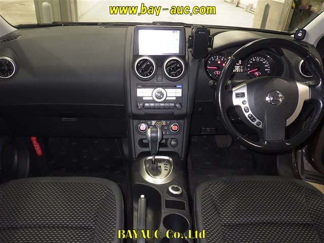 NISSAN DUALIS 2013