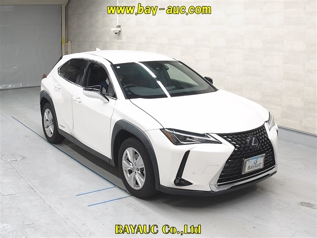 LEXUS UX 2020