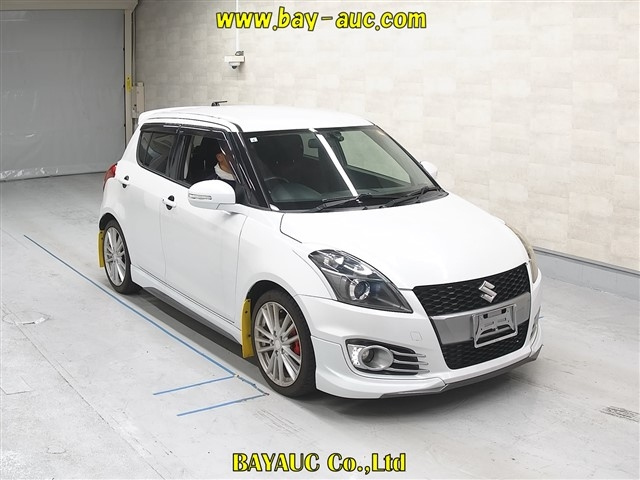 SUZUKI SWIFT 2015
