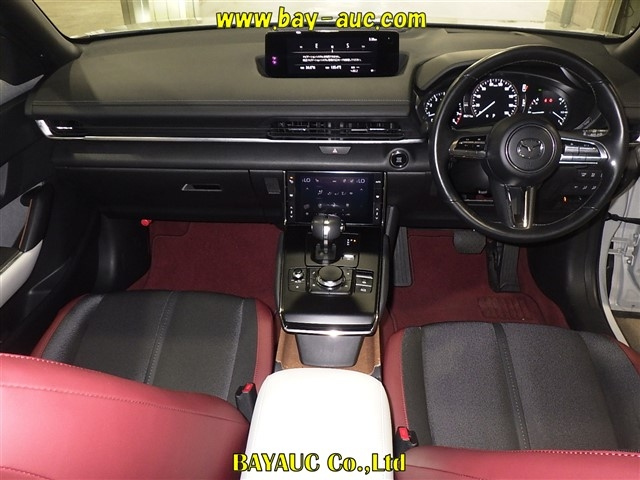 MAZDA MX-30 2020