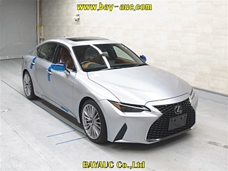 LEXUS IS 2022