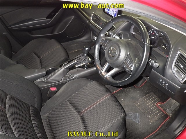 MAZDA AXELA 2019