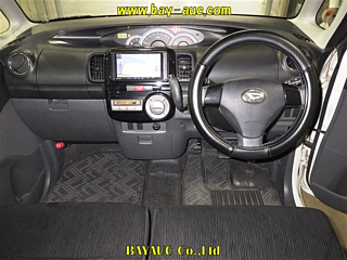 DAIHATSU TANTO 2010