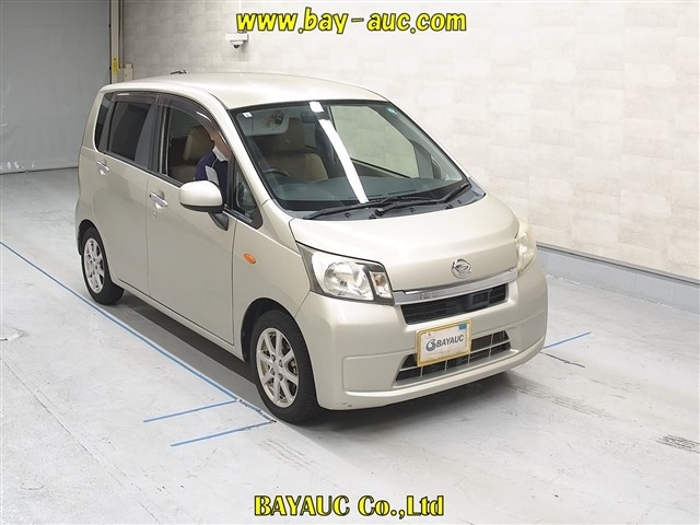 DAIHATSU MOVE 2013