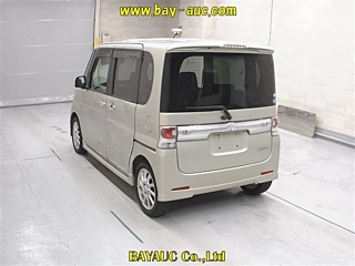 DAIHATSU TANTO 2009