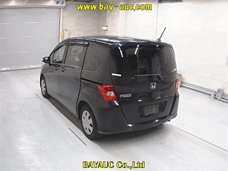 HONDA FREED 2010