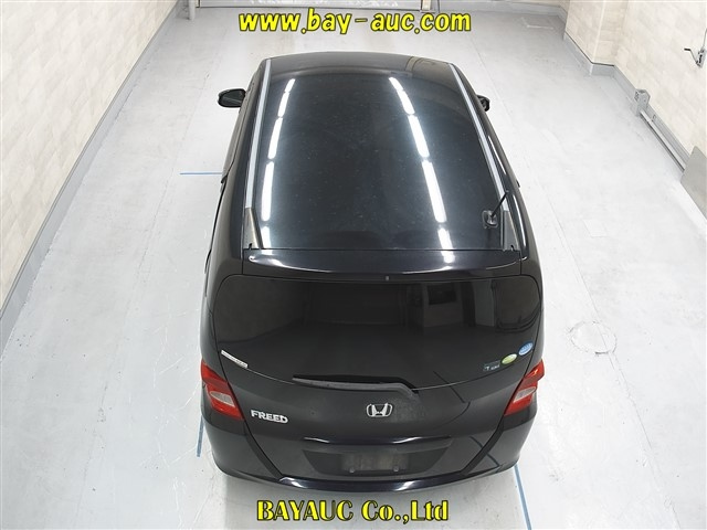 HONDA FREED 2010