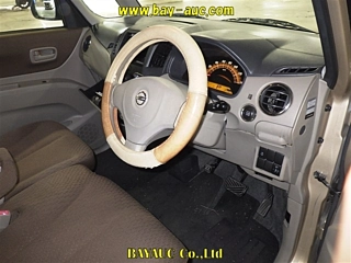 NISSAN ROOX 2010