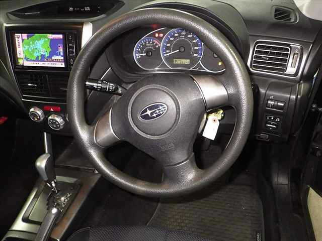 SUBARU FORESTER 2012