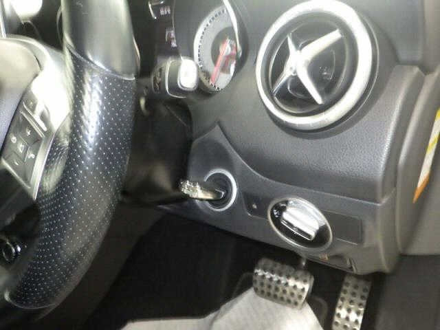 MERCEDES BENZ CLA CLASS 2014