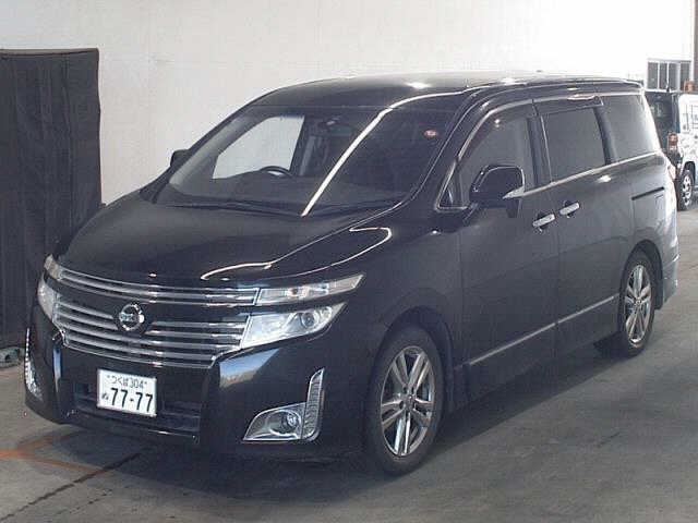 NISSAN ELGRAND 2010