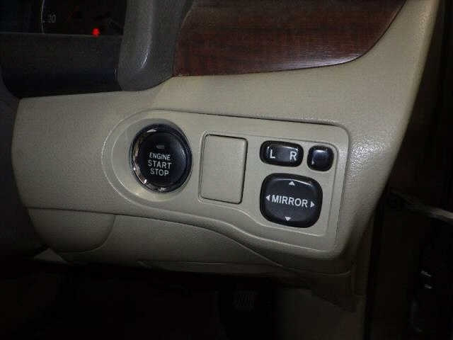 TOYOTA PREMIO 2010