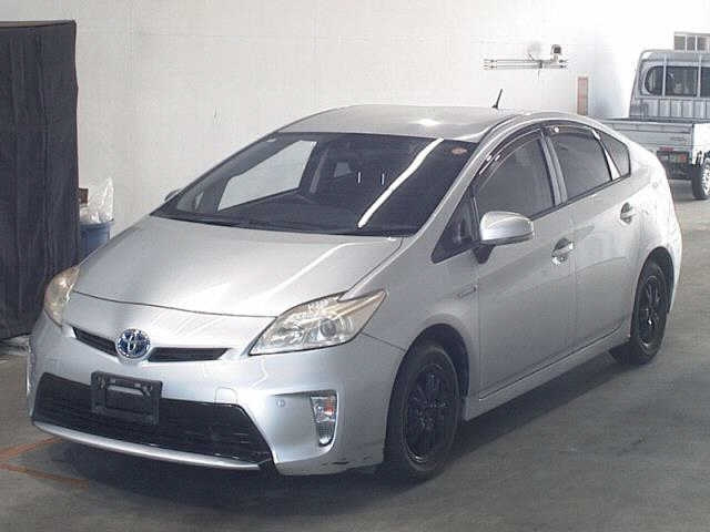 TOYOTA PRIUS 2012