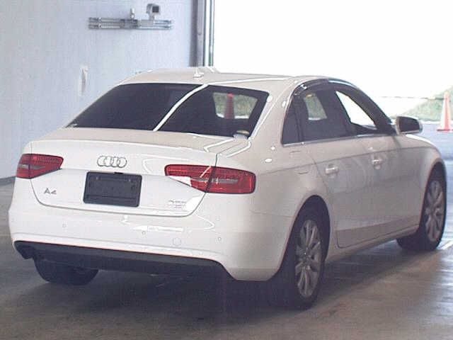 AUDI A4 2012